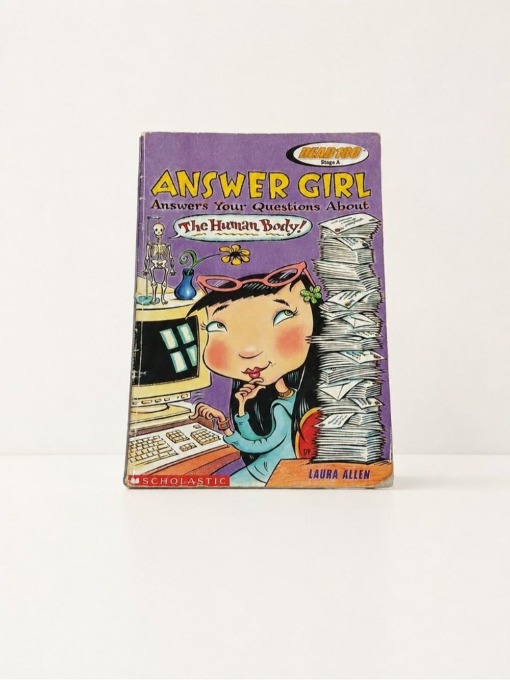 Answer Girl: Answers Your Questions About the Human Body! by Laura Allen Level 2